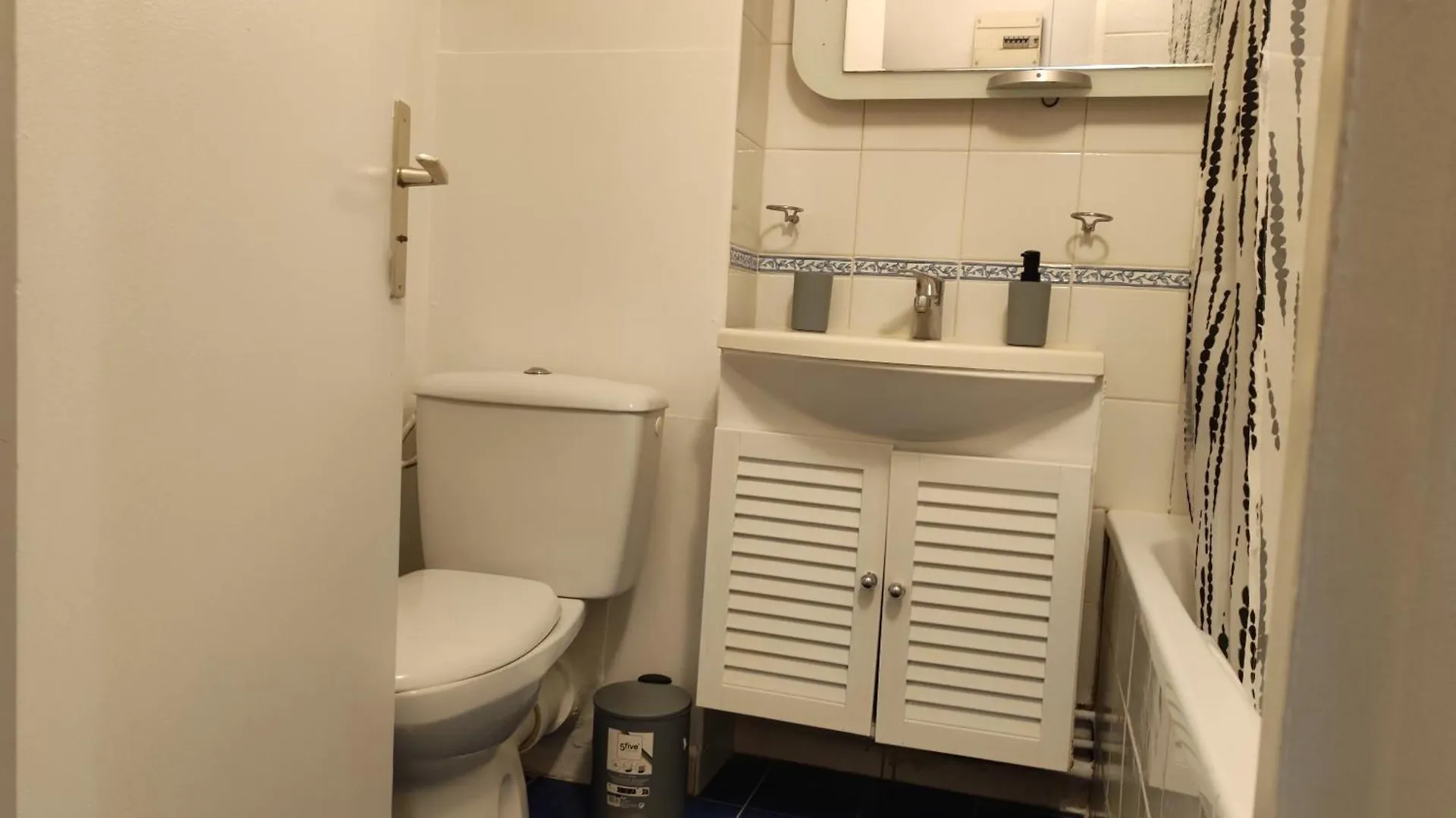 Trocadero Suite Paris 16Ieme - With Balcony 아파트